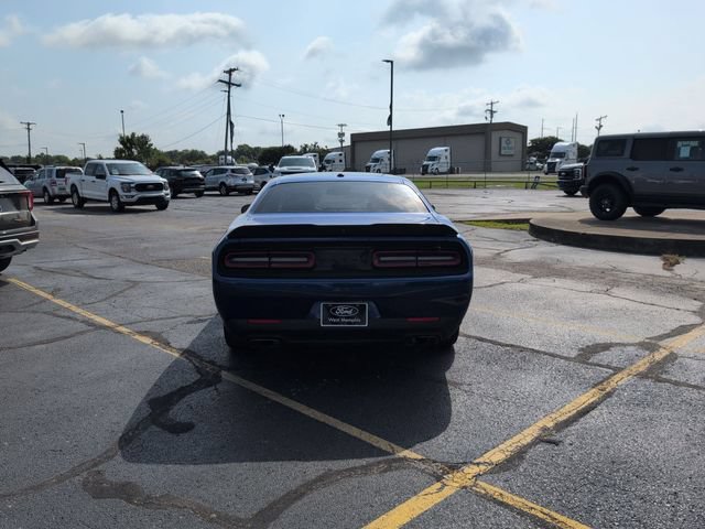 Used 2022 Dodge Challenger R/T w/ Blacktop Package RWD image 6