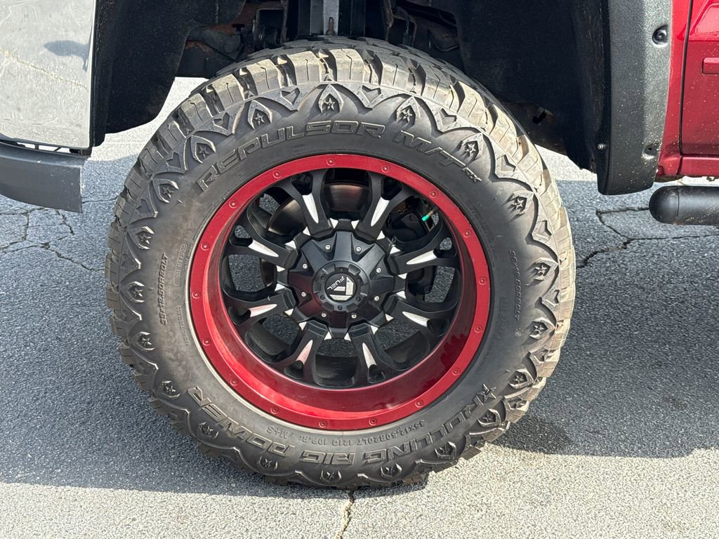 Used 2018 Chevrolet Silverado 1500 LT w/ All Star Edition image 11