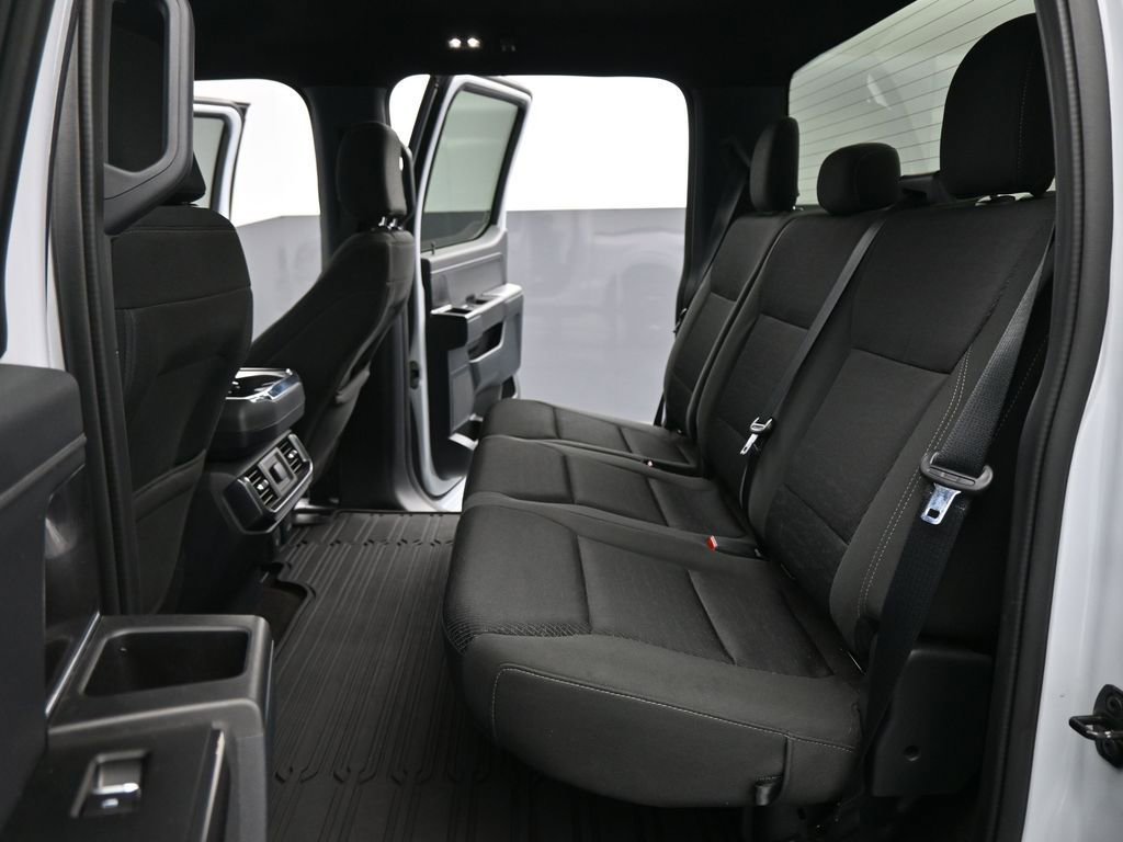 Certified 2022 Ford F150 XLT w/ Equipment Group 302A High image 18