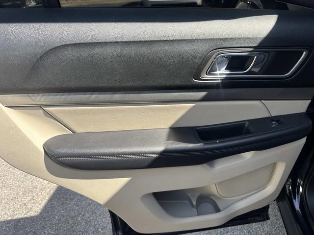 Certified 2019 Ford Explorer XLT FWD image 22