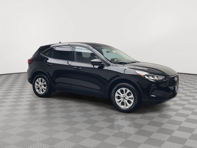 Certified 2025 Ford Escape Active AWD/4WD image 35