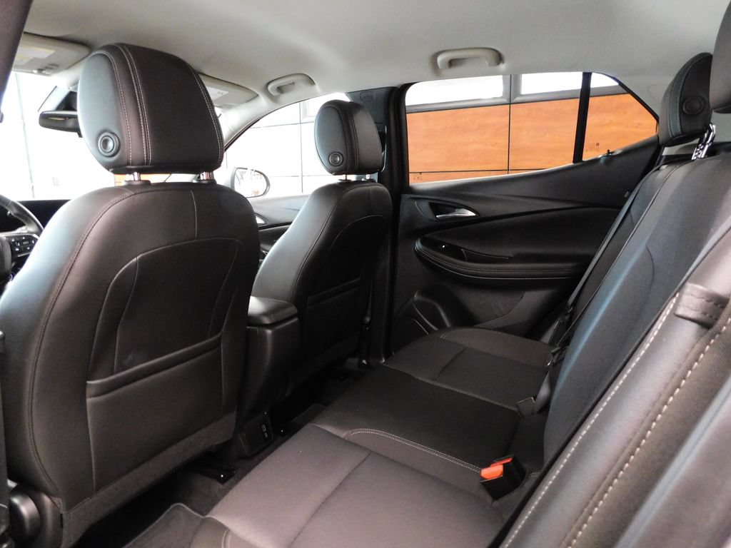 Used 2025 Buick Encore GX Preferred FWD image 36