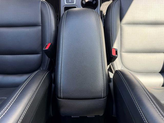 Certified 2025 Ford Escape Platinum AWD/4WD image 19