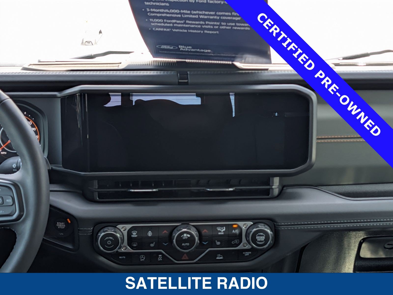 Used 2025 Jeep Gladiator Mojave w/ Convenience Group AWD/4WD image 26