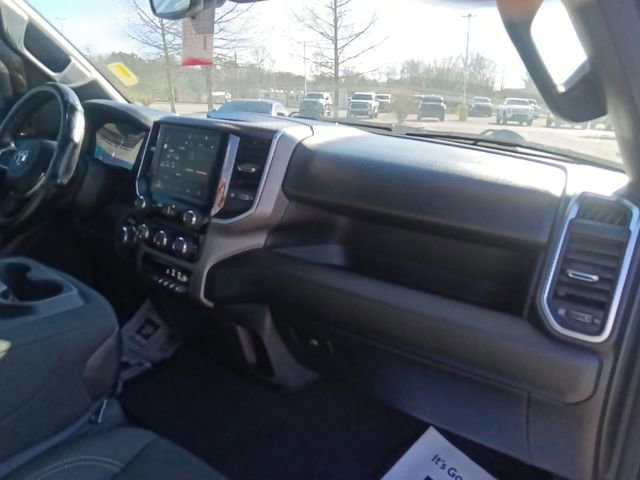 Used 2025 RAM 1500 Big Horn AWD/4WD image 33