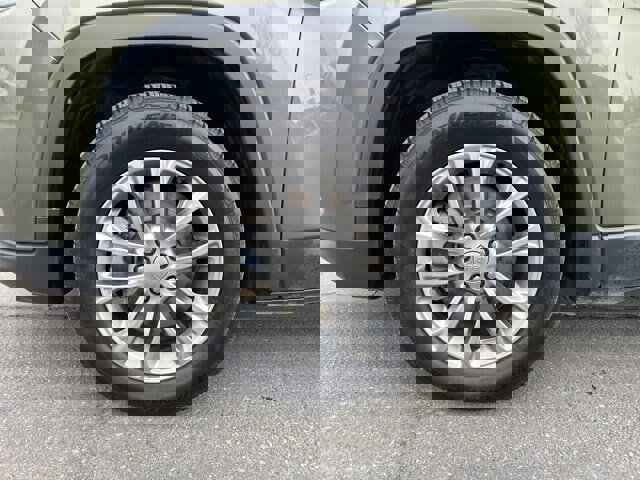 Used 2019 Jeep Cherokee Latitude Plus image 26