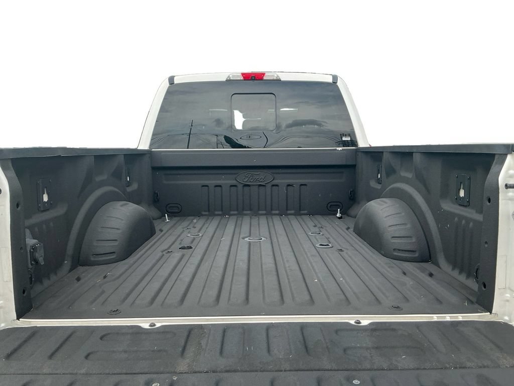 Certified 2018 Ford F250 Lariat w/ Lariat Ultimate Package AWD/4WD image 24