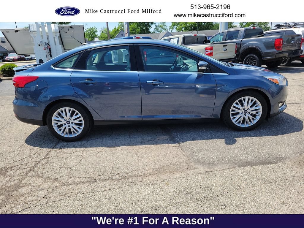Certified 2018 Ford Focus Titanium FWD image 6