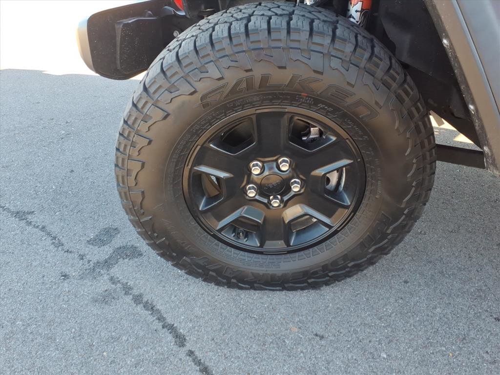 Used 2022 Jeep Gladiator Mojave w/ Trailer Tow Package image 9