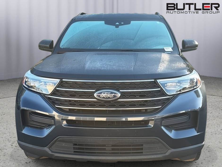 Certified 2024 Ford Explorer XLT RWD image 6