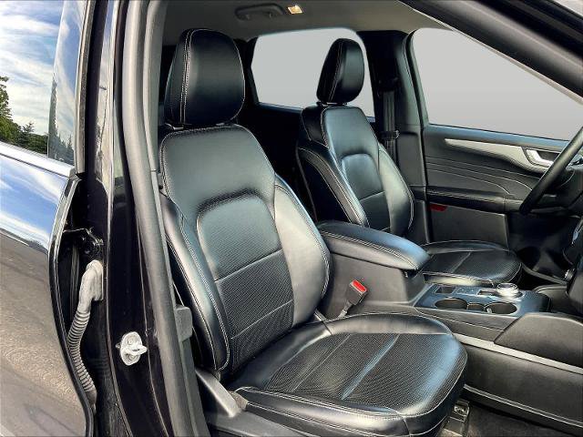 Certified 2024 Ford Escape Platinum AWD/4WD image 29