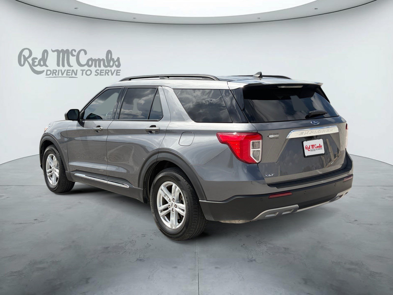 Certified 2023 Ford Explorer XLT w/ Equipment Group 202A RWD image 7