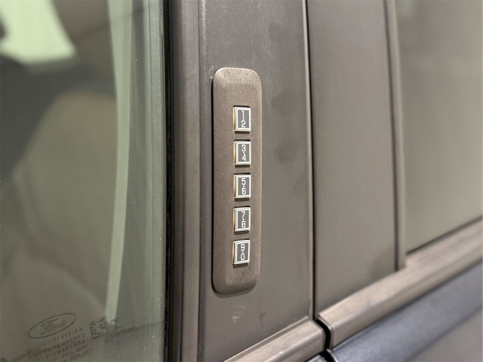 Certified 2022 Ford Maverick Lariat w/ Lariat Luxury Package image 63