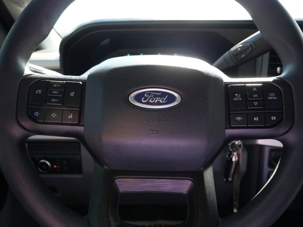 Certified 2025 Ford F250 XL w/ XL Driver Assist Package image 20