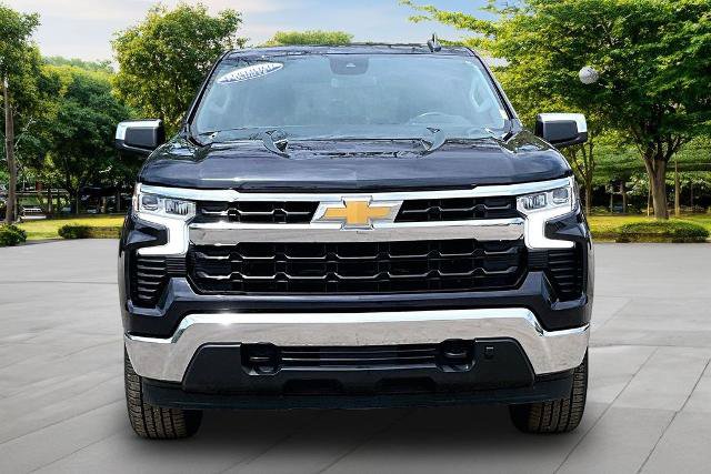 Used 2023 Chevrolet Silverado 1500 LT w/ Protection Package AWD/4WD image 3