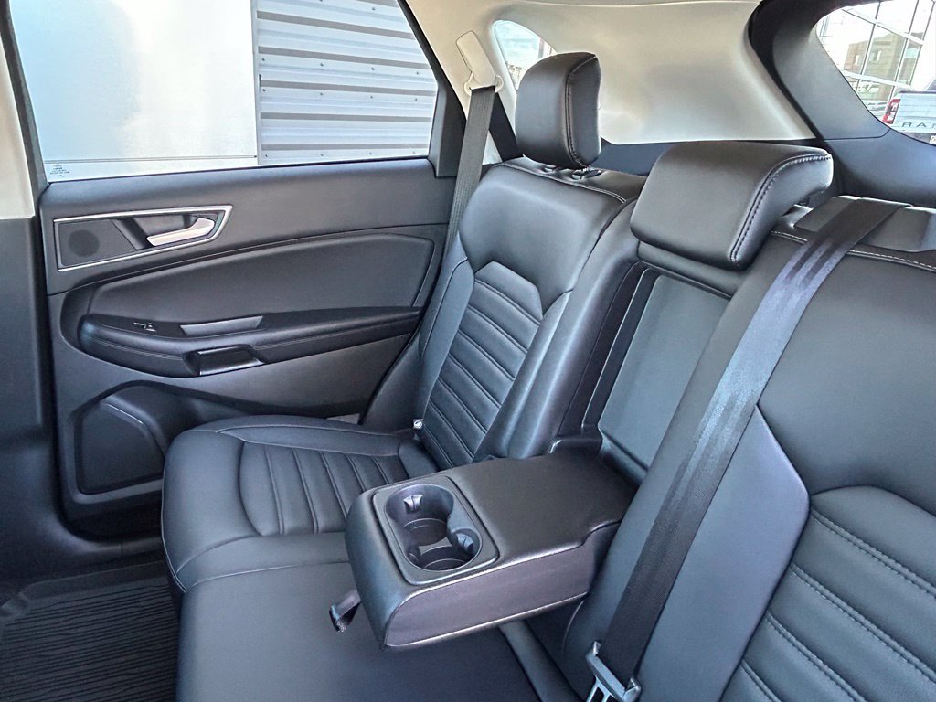 Certified 2024 Ford Edge SEL w/ Convenience Package AWD/4WD image 24
