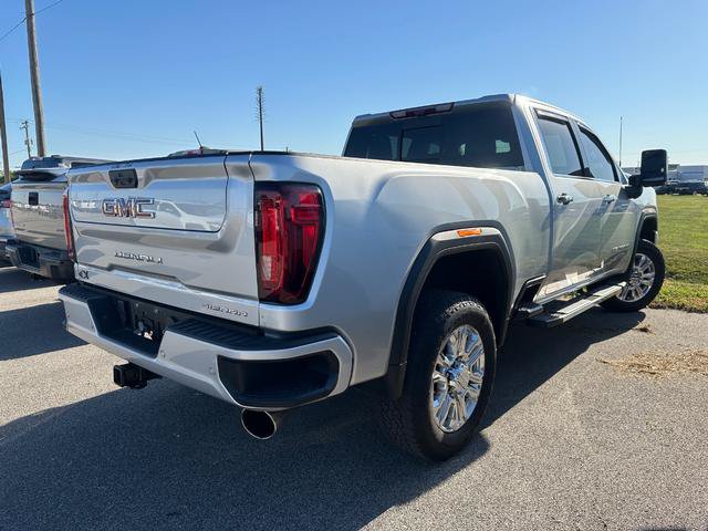 Used 2023 GMC Sierra 3500 Denali w/ Denali Ultimate Package AWD/4WD image 4