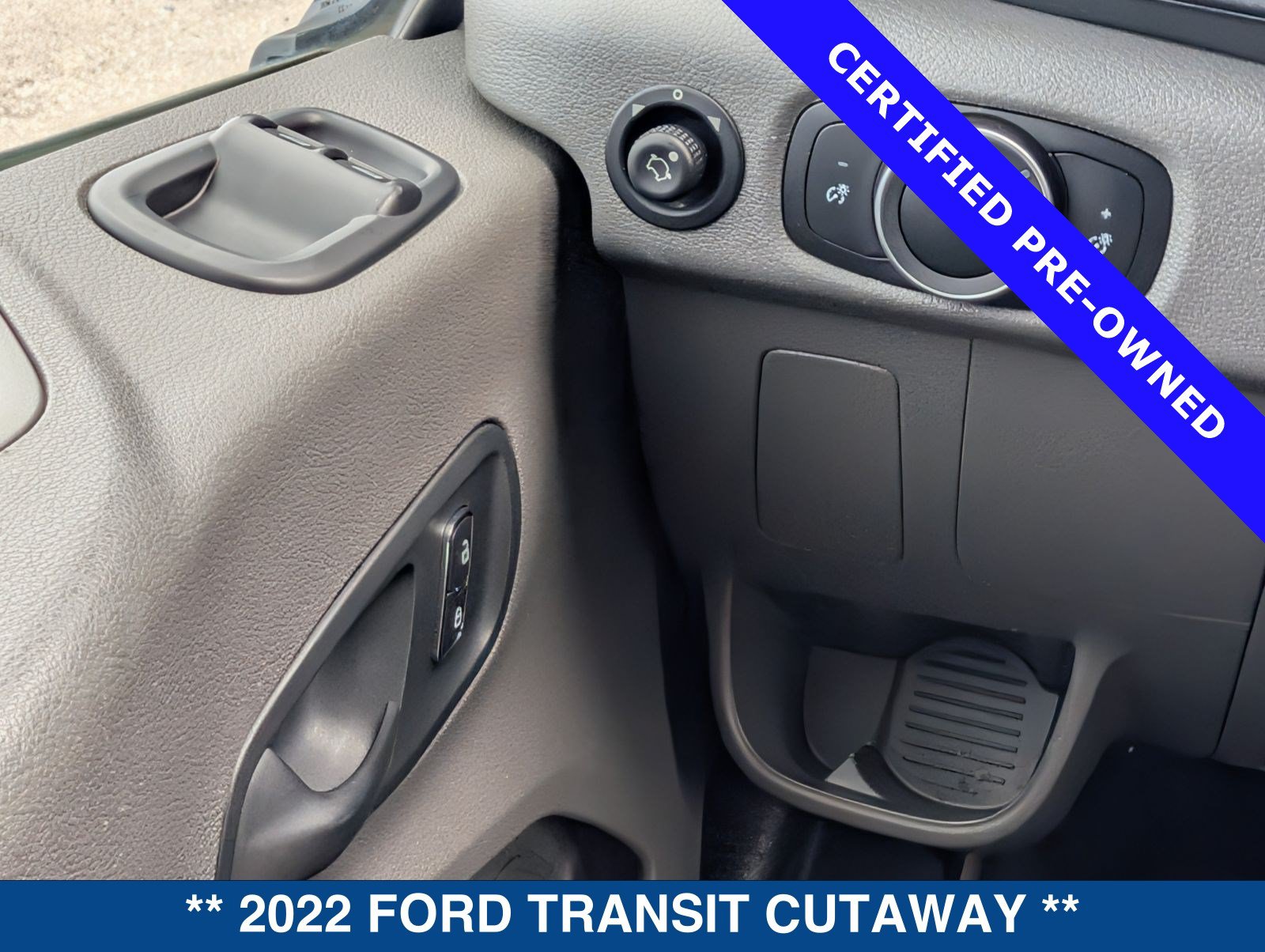 Certified 2022 Ford Transit 350 DRW RWD image 22