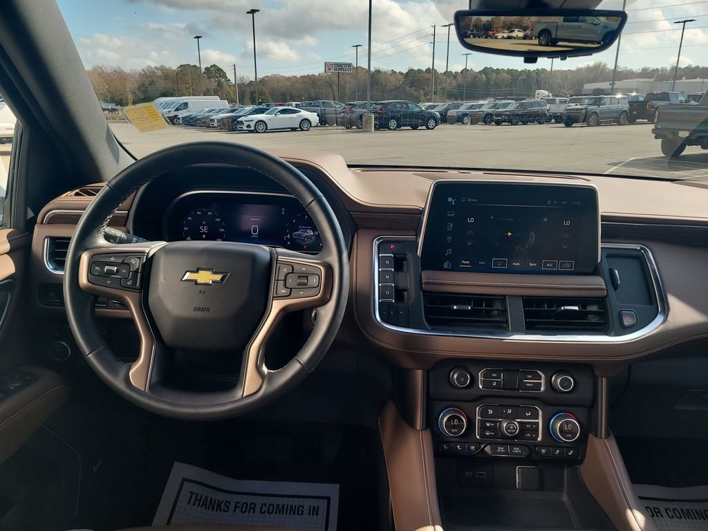 Used 2023 Chevrolet Suburban High Country image 27