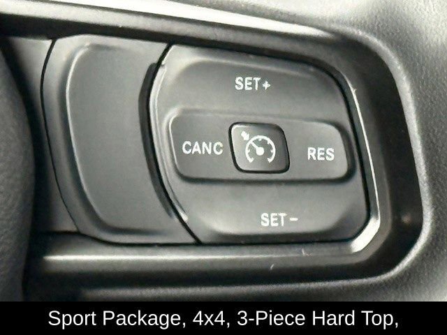 Used 2023 Jeep Gladiator Sport AWD/4WD image 27