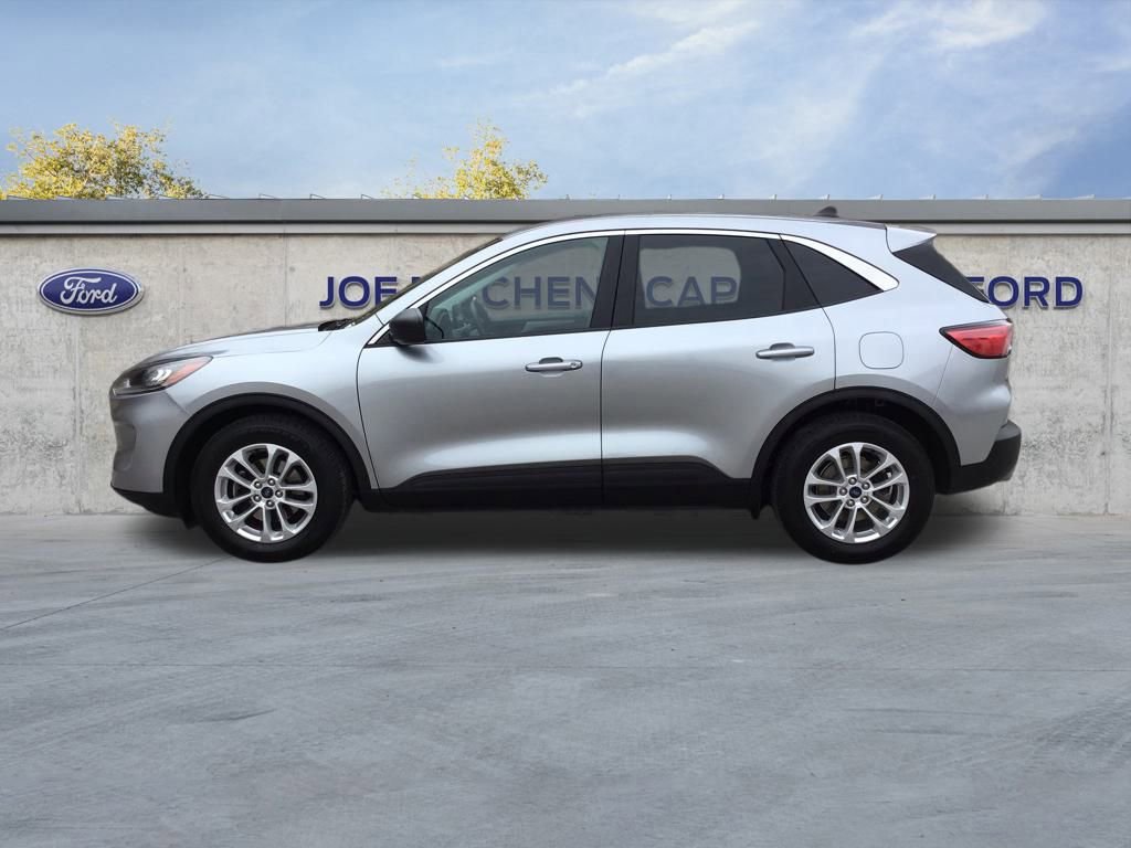 Certified 2022 Ford Escape SE image 2