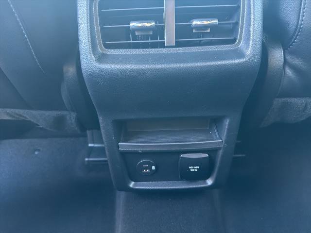 Certified 2022 Ford Edge ST-Line w/ Class II Trailer Tow Package image 24