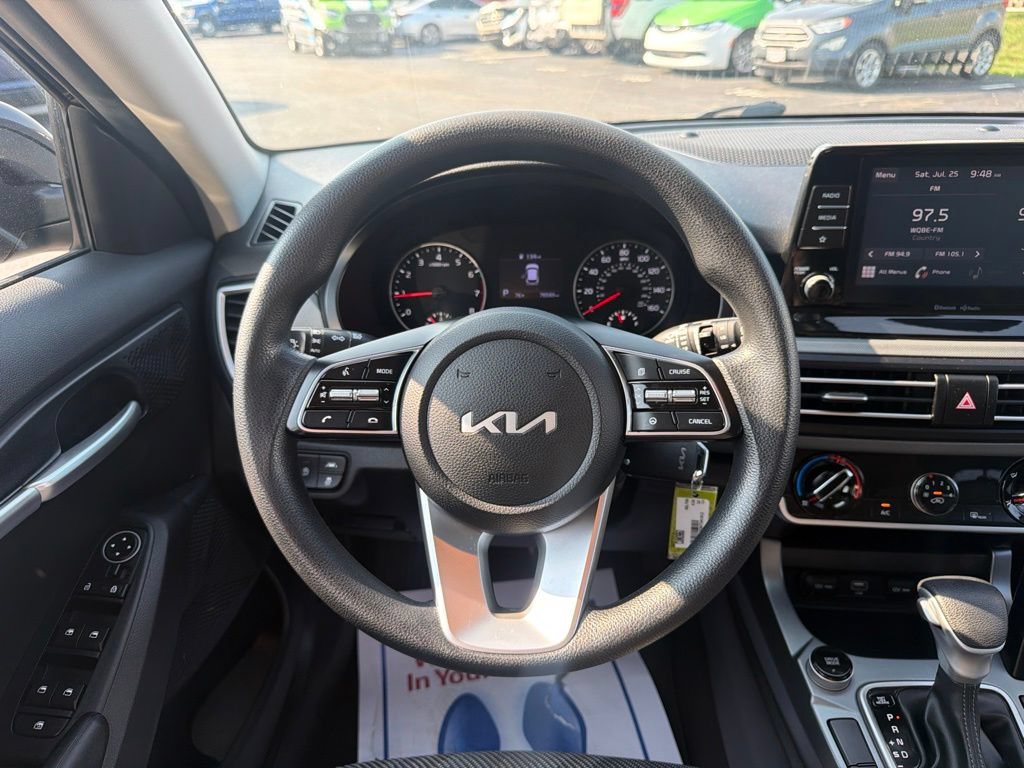 Used 2022 Kia Seltos LX AWD/4WD image 20