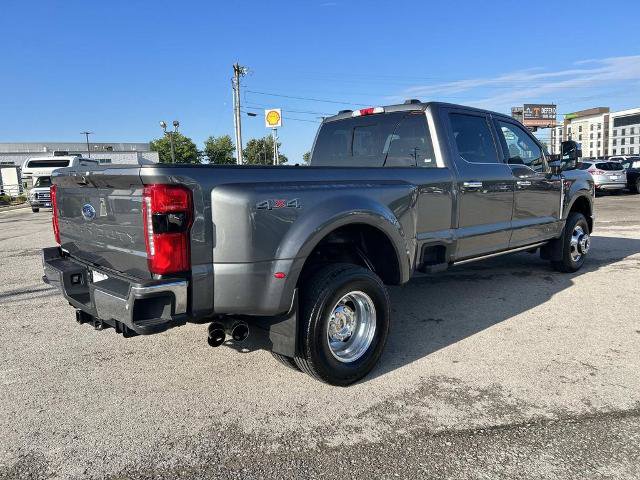 Certified 2025 Ford F350 Lariat w/ Lariat Ultimate Package AWD/4WD image 4