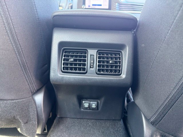 Used 2025 Toyota Camry LE FWD image 30