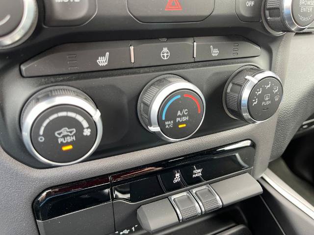 Used 2023 RAM 1500 Big Horn AWD/4WD image 32