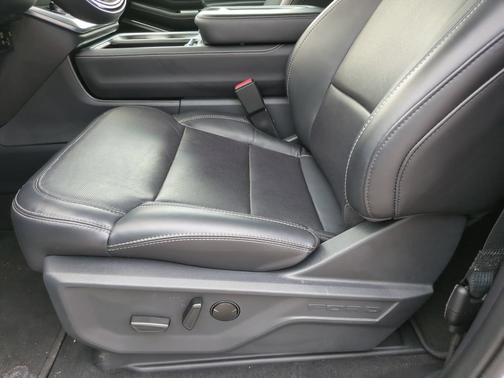 Certified 2025 Ford Expedition Platinum AWD/4WD image 22