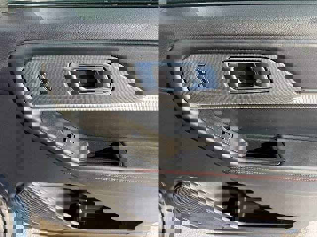 Certified 2025 Ford Explorer ST-Line w/ Premium Package image 40