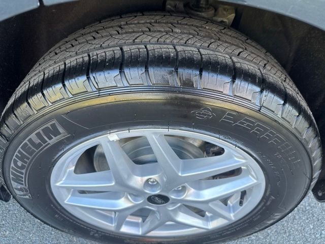 Certified 2024 Ford Edge SEL AWD/4WD image 12
