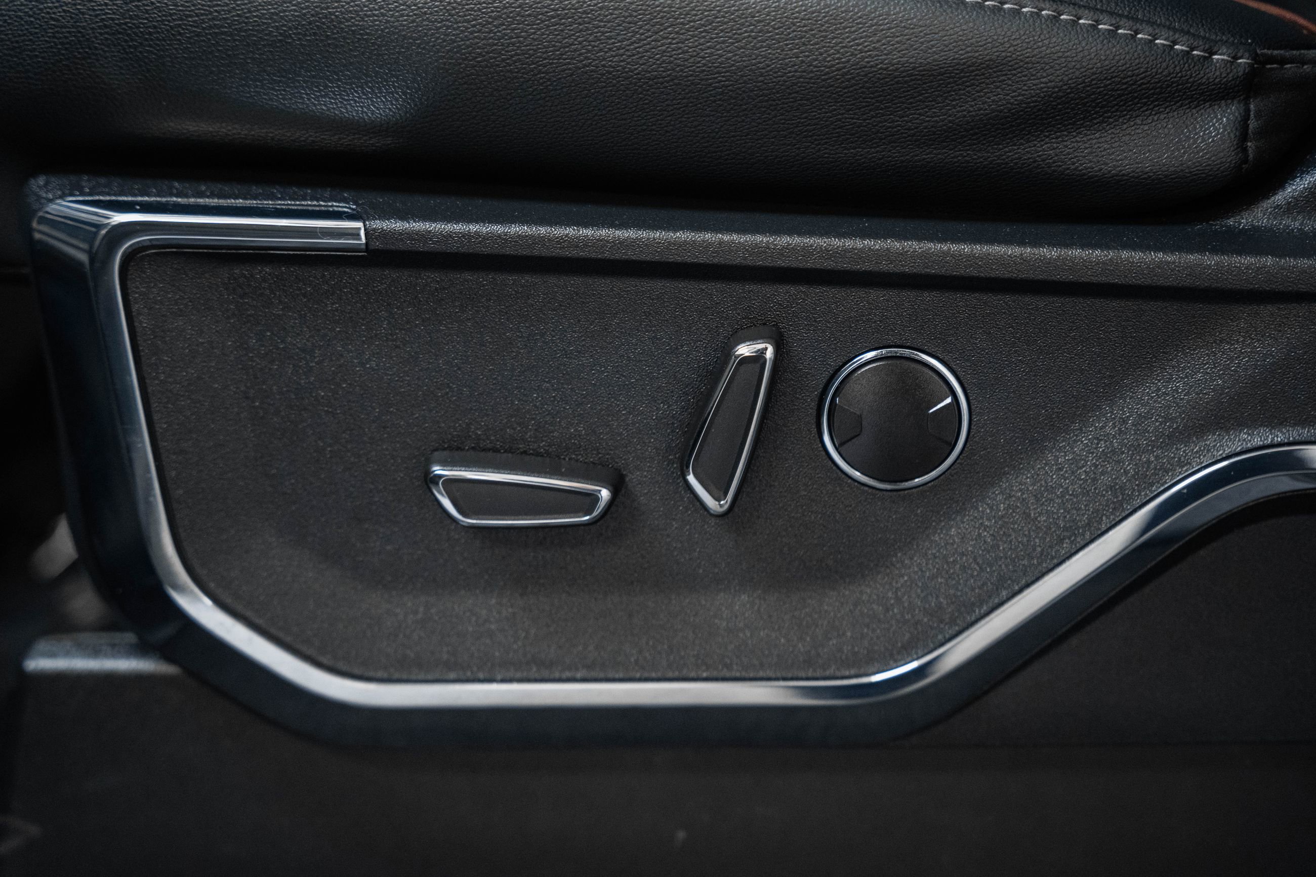 Certified 2023 Ford F150 Lariat w/ Equipment Group 502A High image 45