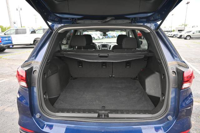 Used 2022 Chevrolet Equinox LS AWD/4WD image 12