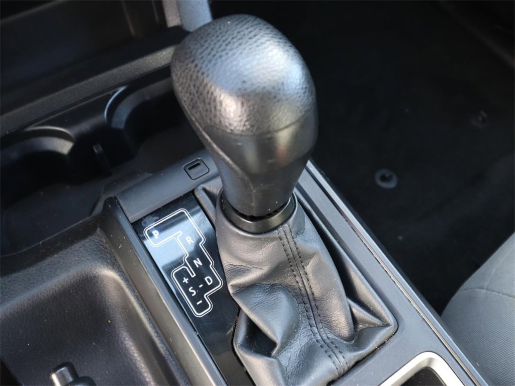 Used 2022 Toyota Tacoma SR image 22