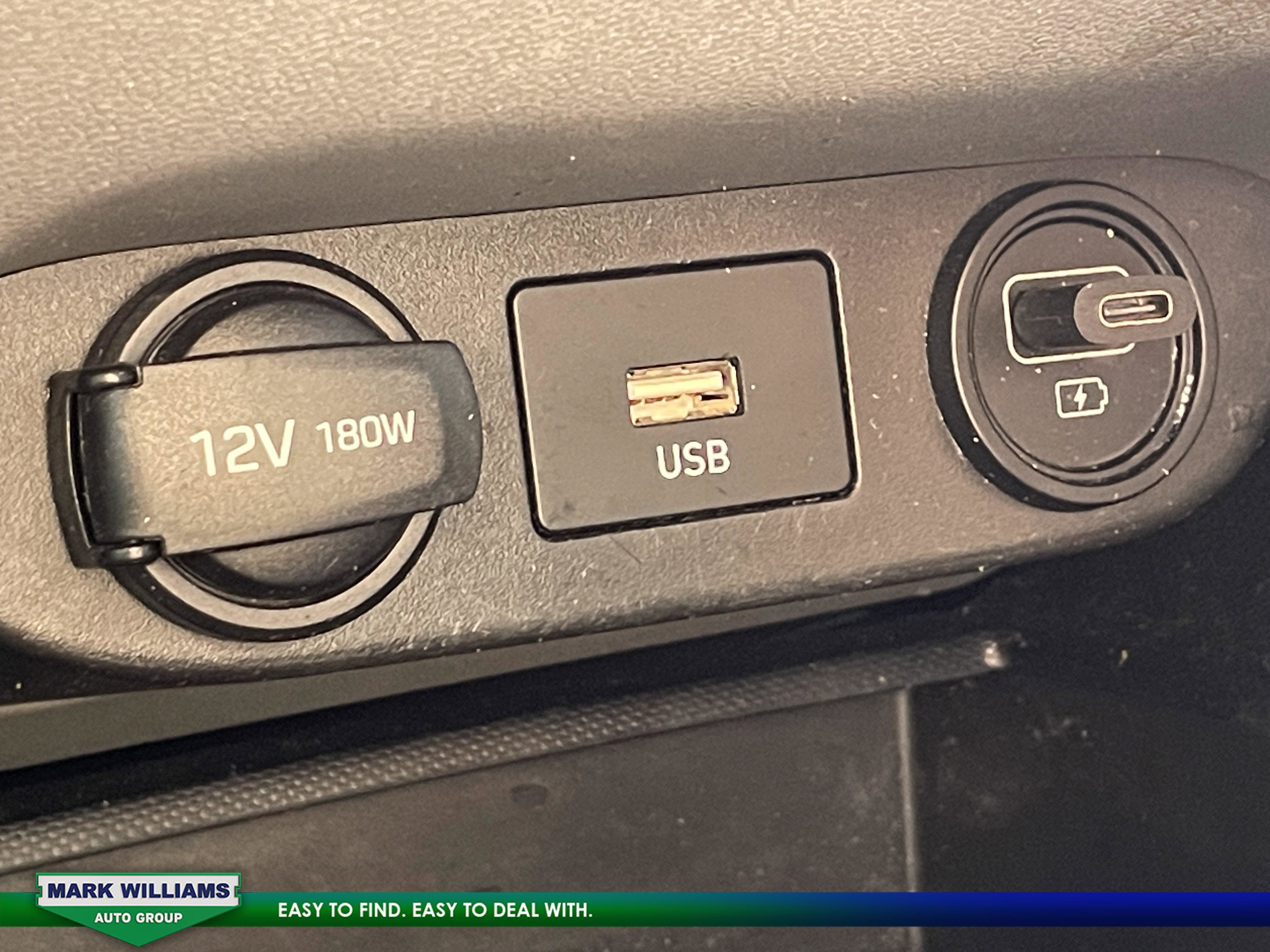 Used 2021 Hyundai Elantra SEL image 26