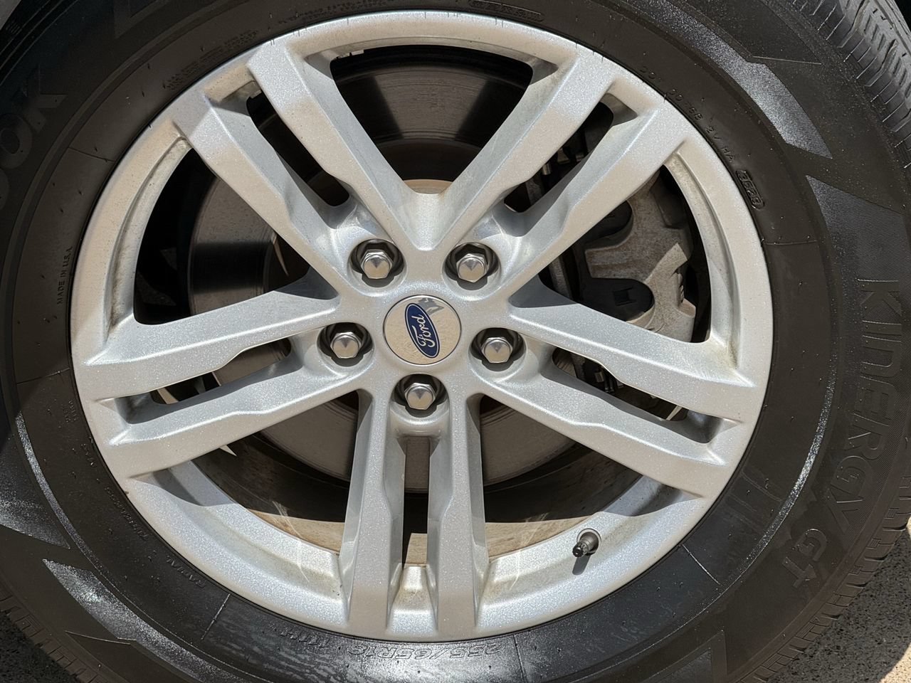 Certified 2023 Ford Explorer XLT AWD/4WD image 9