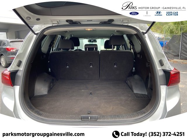 Used 2020 Hyundai Santa Fe SE image 13