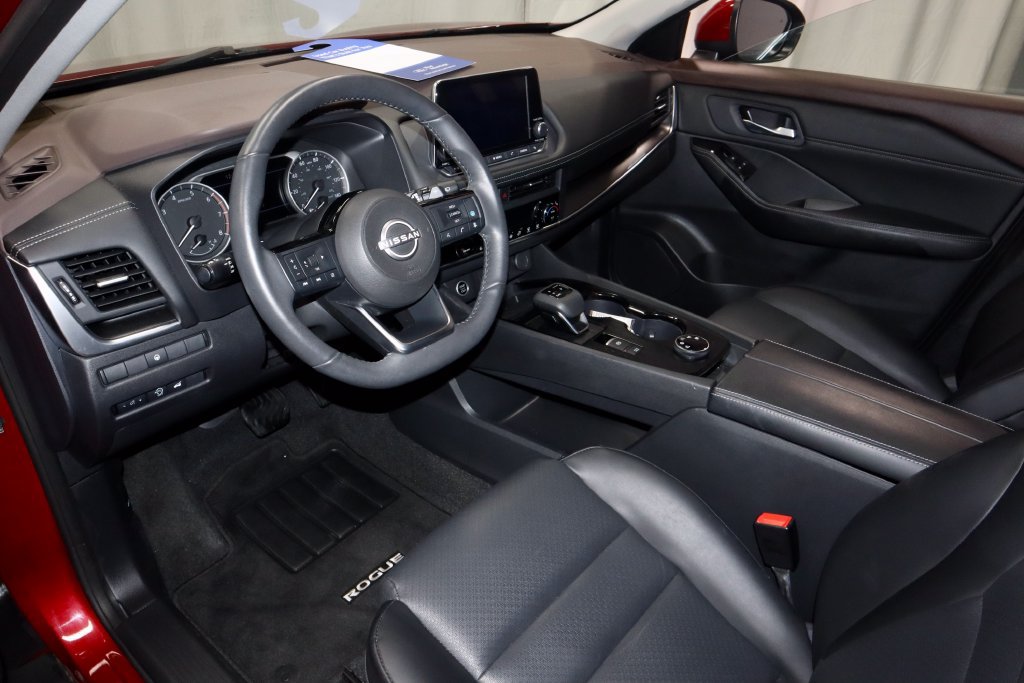 Used 2023 Nissan Rogue SV w/ SV Premium B Package AWD/4WD image 25