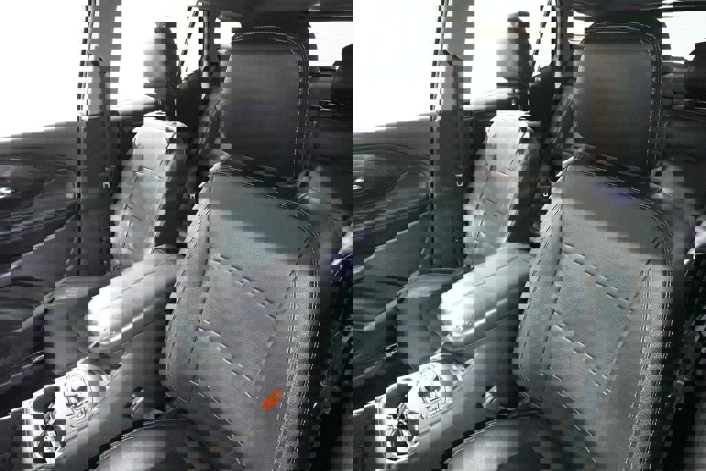 Used 2021 GMC Terrain SLT image 12