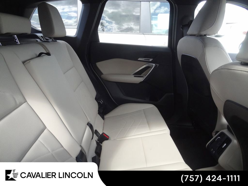 Used 2023 BMW X1 xDrive28i w/ Convenience Package AWD/4WD image 11