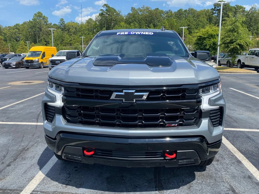 Used 2025 Chevrolet Silverado 1500 LT Trail Boss w/ Convenience Package II AWD/4WD image 2