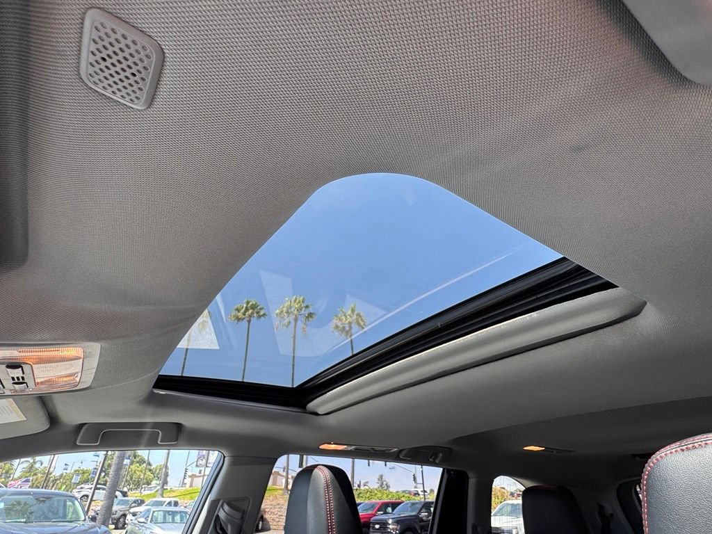Used 2019 Toyota Highlander SE FWD image 21