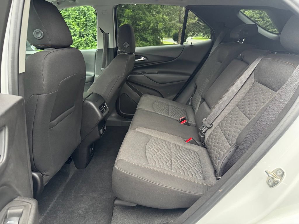 Used 2018 Chevrolet Equinox LT w/ Sun & Infotainment Package AWD/4WD image 23