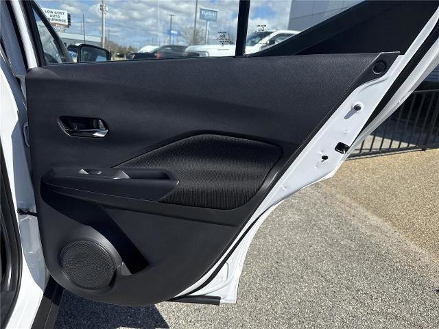 Used 2024 Nissan Kicks SV image 22