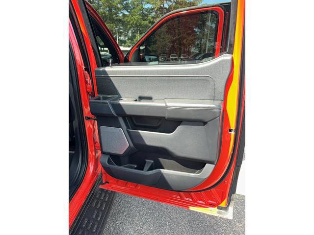 Certified 2023 Ford F150 Raptor w/ Raptor Carbon Fiber Package image 8