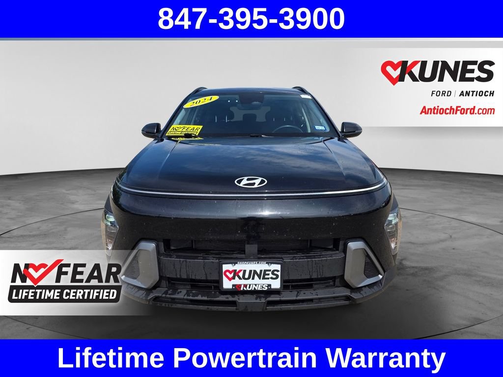 Used 2024 Hyundai Kona SEL AWD/4WD image 2