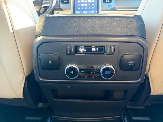 Certified 2024 Ford Expedition Max Platinum RWD image 12