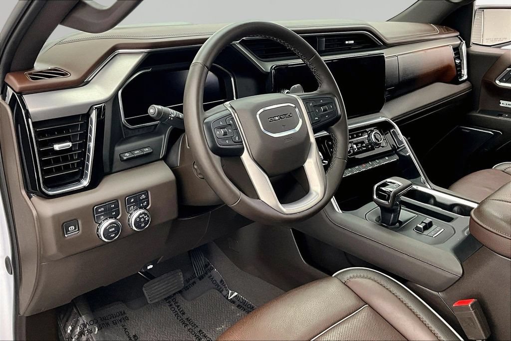 Used 2024 GMC Sierra 1500 Denali w/ Denali Reserve Package AWD/4WD image 14